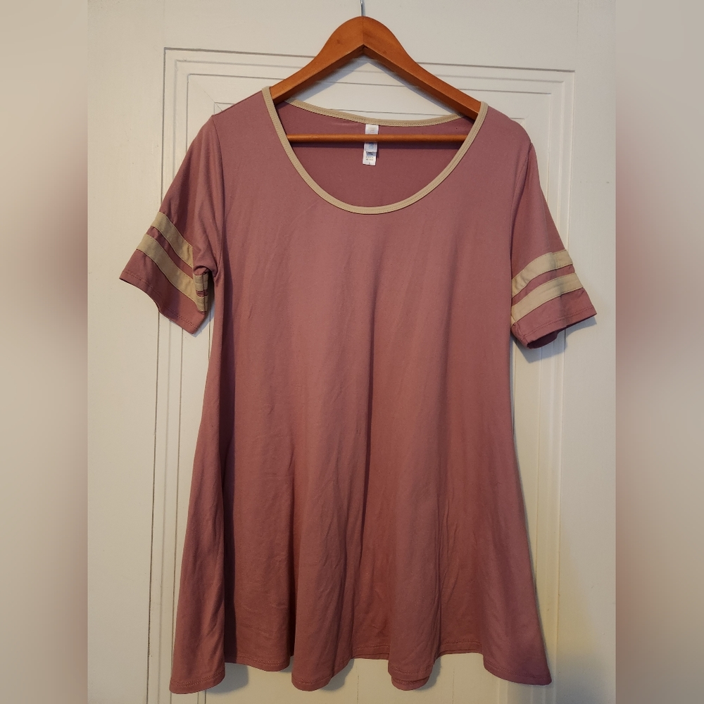 LuLaRoe Mauve Top